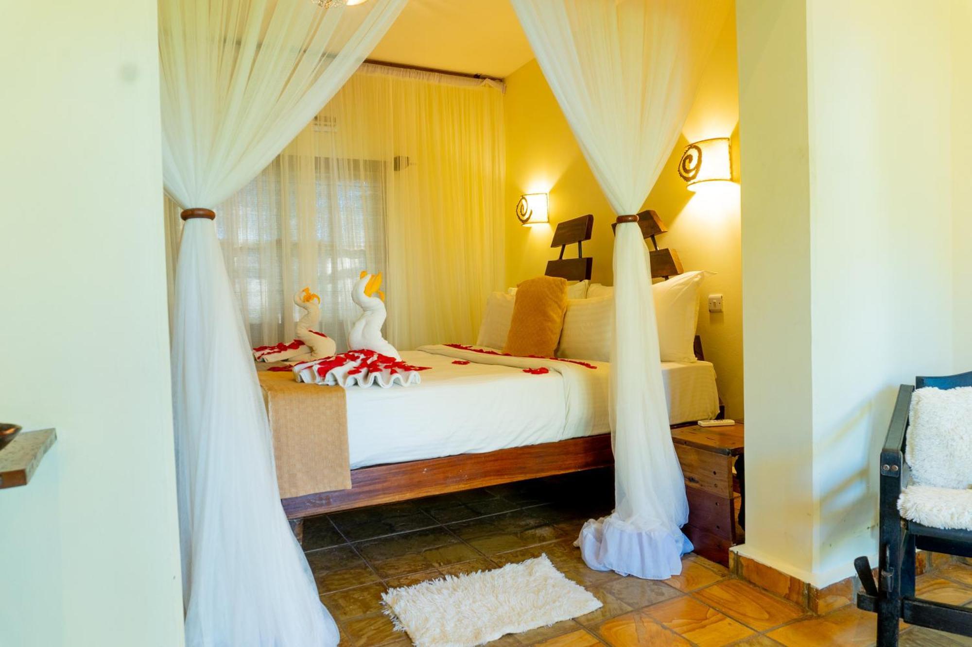 Weru Weru River Lodge Μόσι Εξωτερικό φωτογραφία